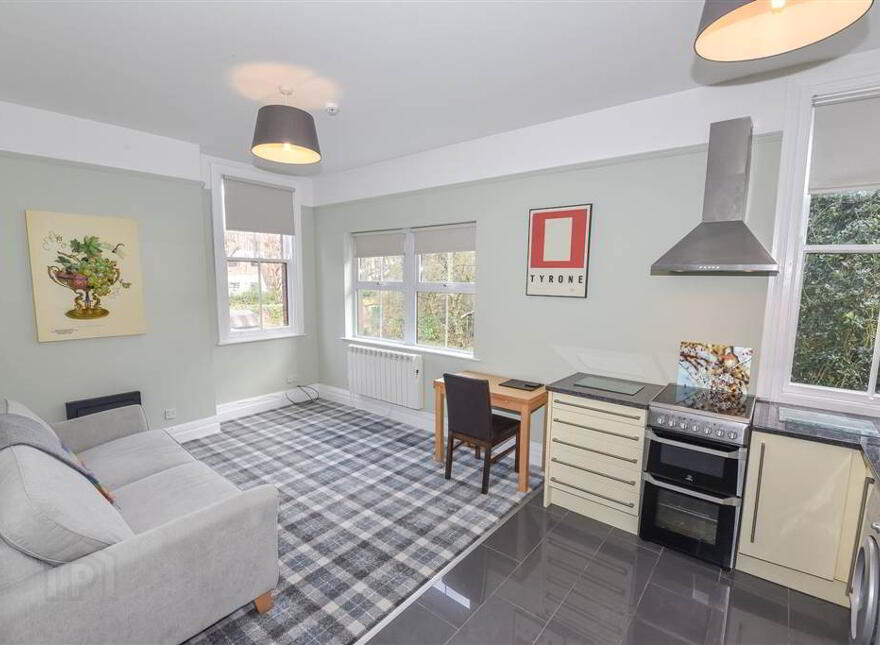 Apt 2b, 26 Windsor Park, Belfast, BT9 6FR