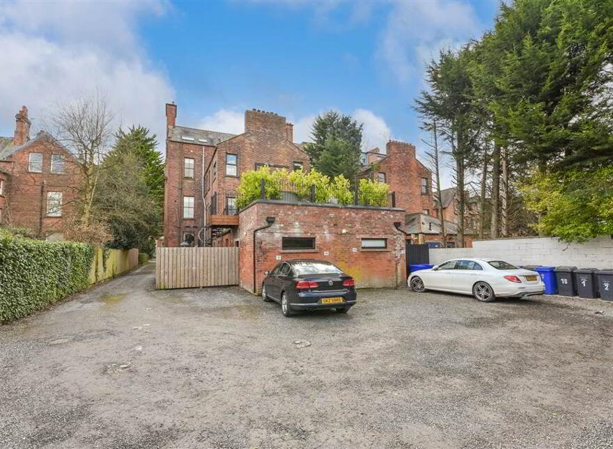 Apt 2b, 26 Windsor Park, Belfast, BT9 6FR