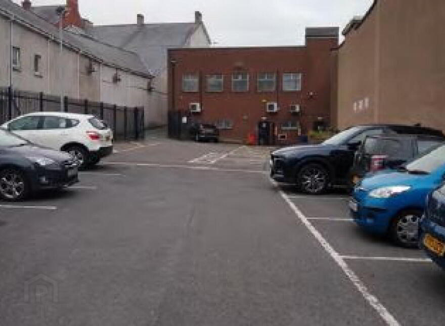 4, -, 8 Market Street, Lurgan, BT66 6AQ
