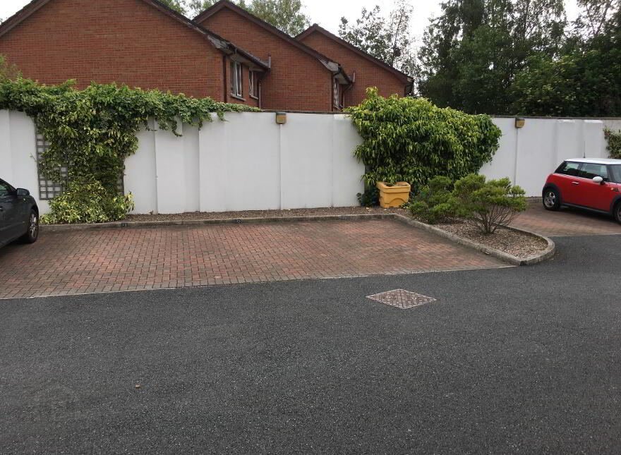 Abetta Parade, Belfast, BT5 5LA