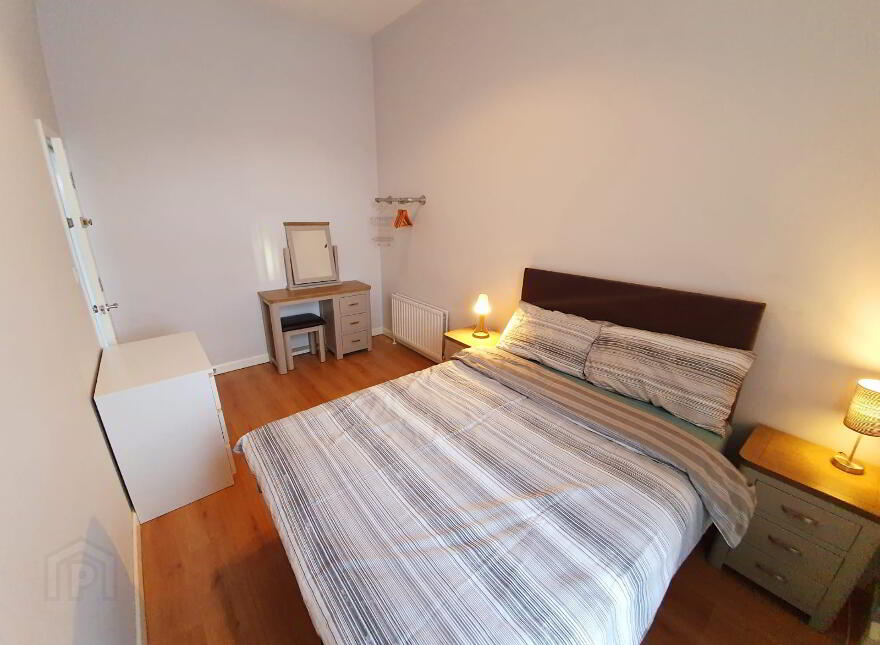 Apt 2 For Rent, 144 Antrim Rd, Belfast, BT15 2AH