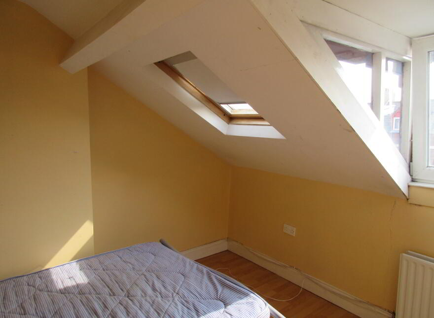 Two Great Apartments, 73 Agincourt Avenue, Queens Quarter, Belfast, BT7 1QB