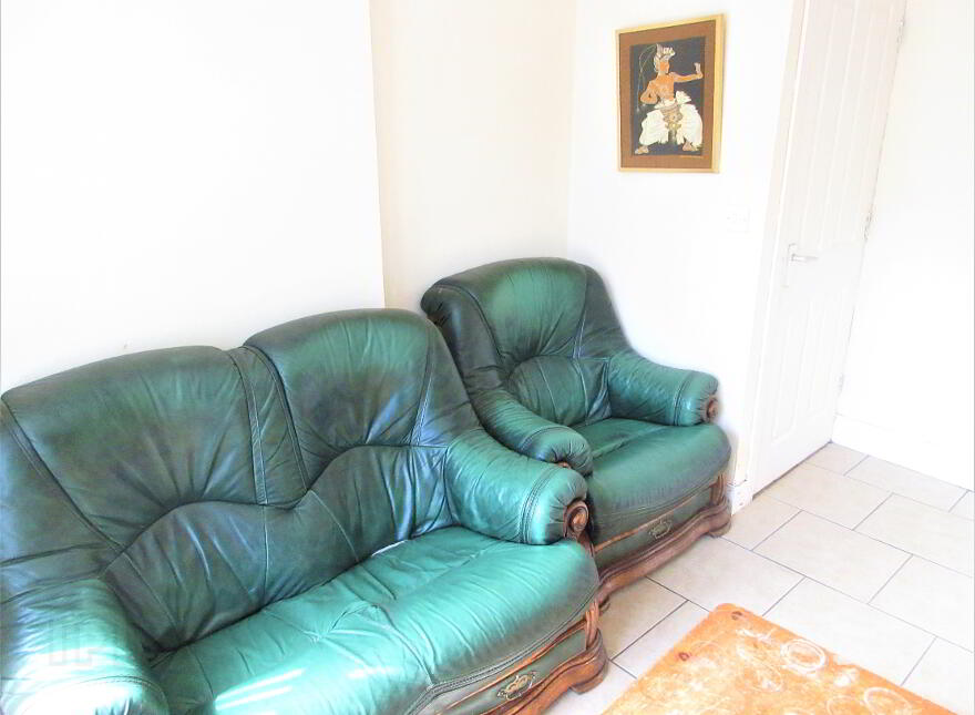 Two Great Apartments, 73 Agincourt Avenue, Queens Quarter, Belfast, BT7 1QB