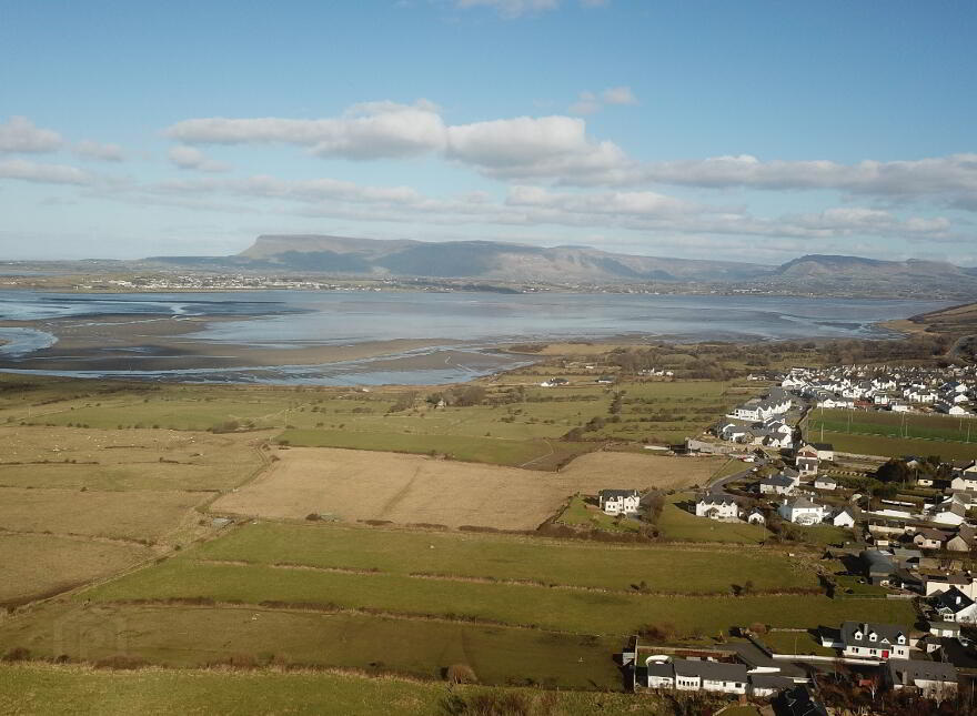 Burma Road, Strandhill