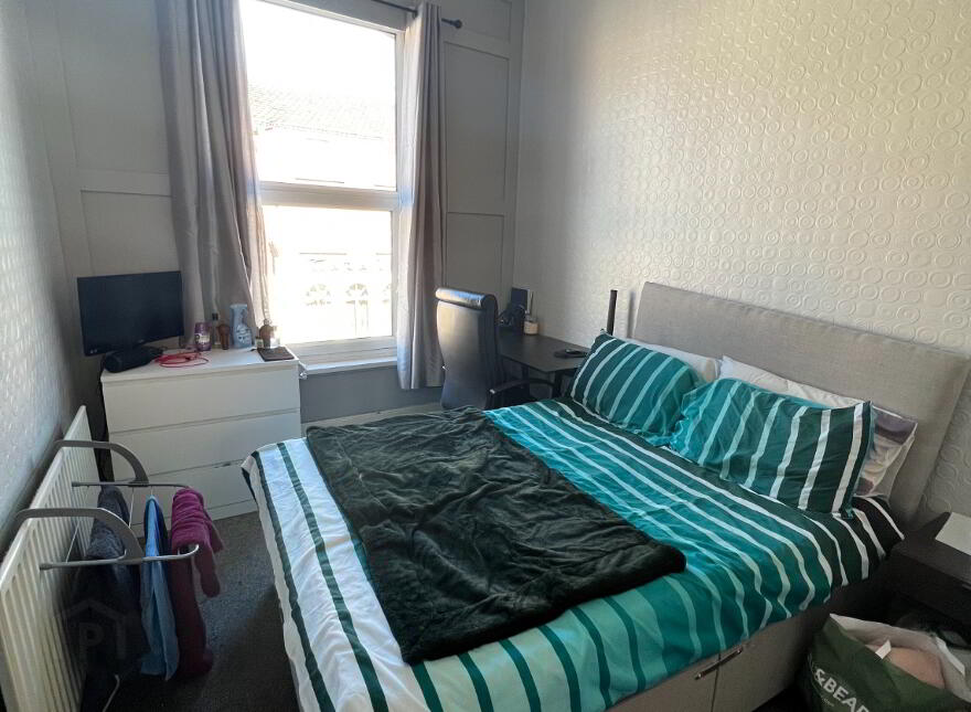 September Start Date, 35 Cromwell Road, Belfast, BT7 1JW