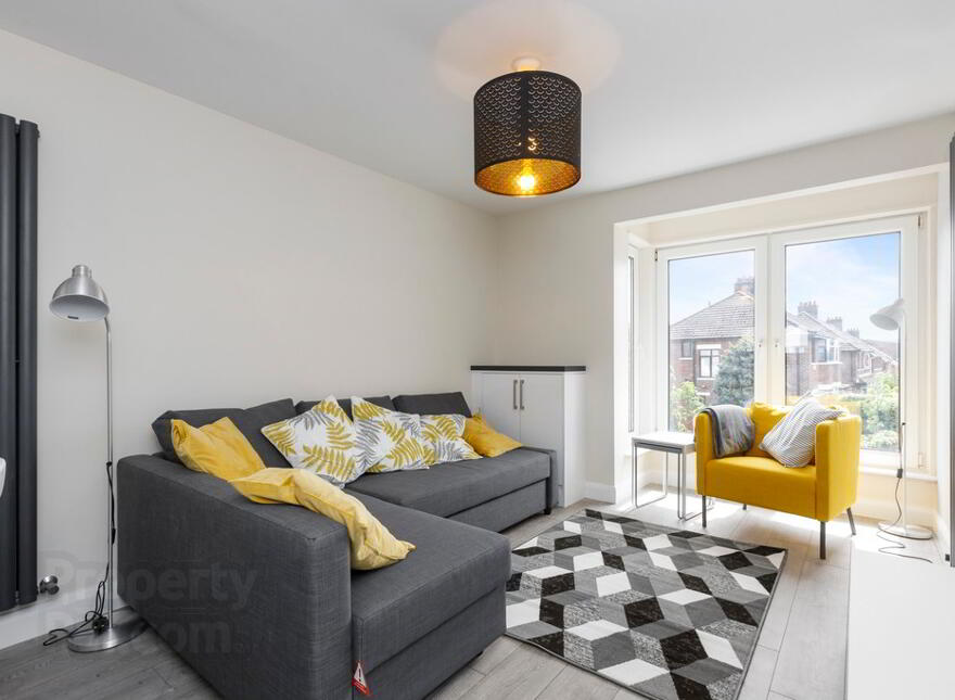 3 Sandhurst Court, Stranmillis, Belfast, BT9 5BA photo