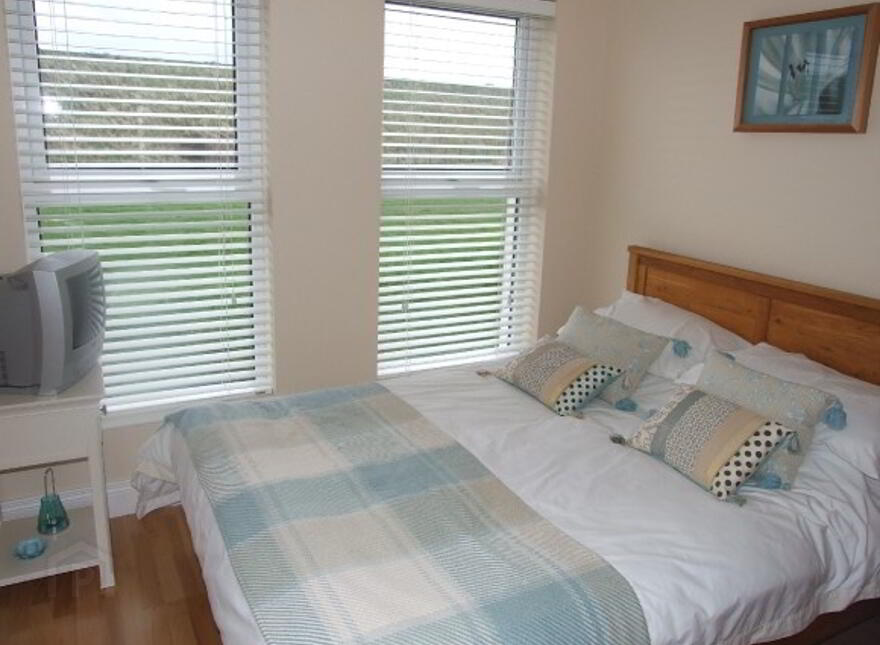 64 West Strand Avenue, Portrush, BT56 8FD