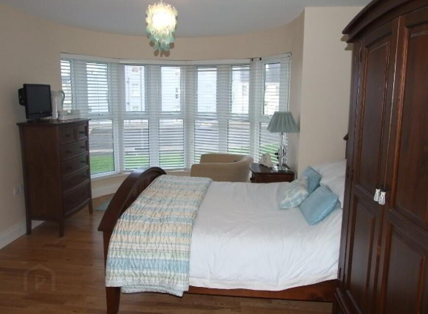 64 West Strand Avenue, Portrush, BT56 8FD