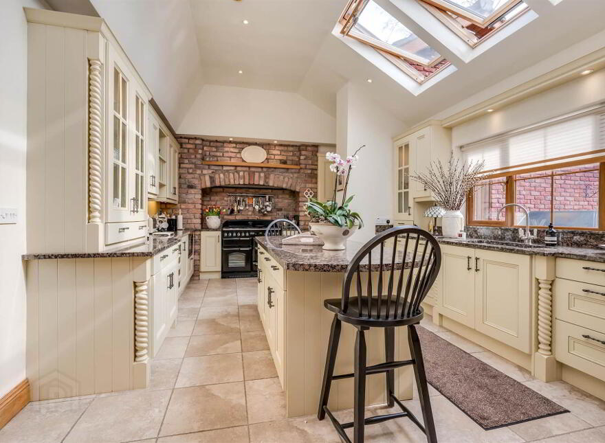 4 Myrtledene Drive, Saintfield Road, Belfast, BT8 4GQ