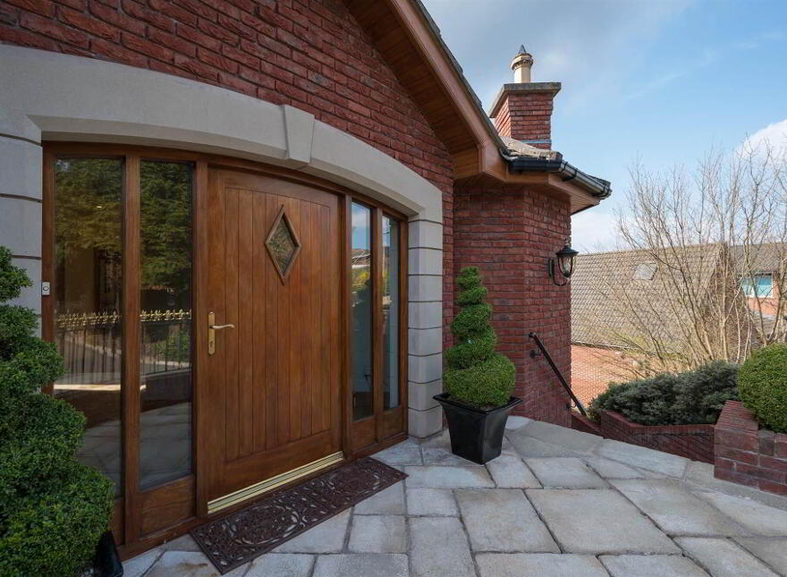 4 Myrtledene Drive, Saintfield Road, Belfast, BT8 4GQ