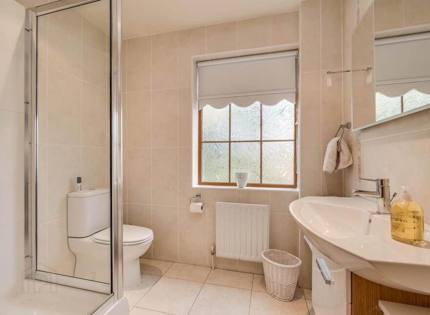 4 Myrtledene Drive, Saintfield Road, Belfast, BT8 4GQ