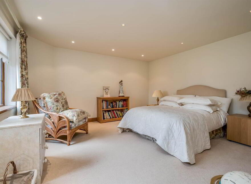 4 Myrtledene Drive, Saintfield Road, Belfast, BT8 4GQ