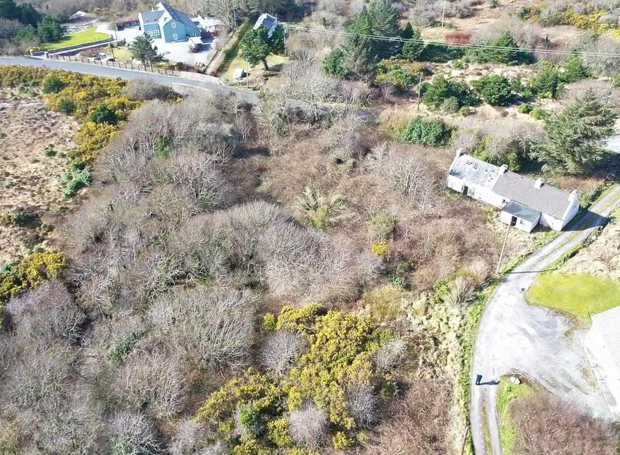 Crickamore, 1.40 Acres With 2 Semi-Detached Dwelling, Burtonport