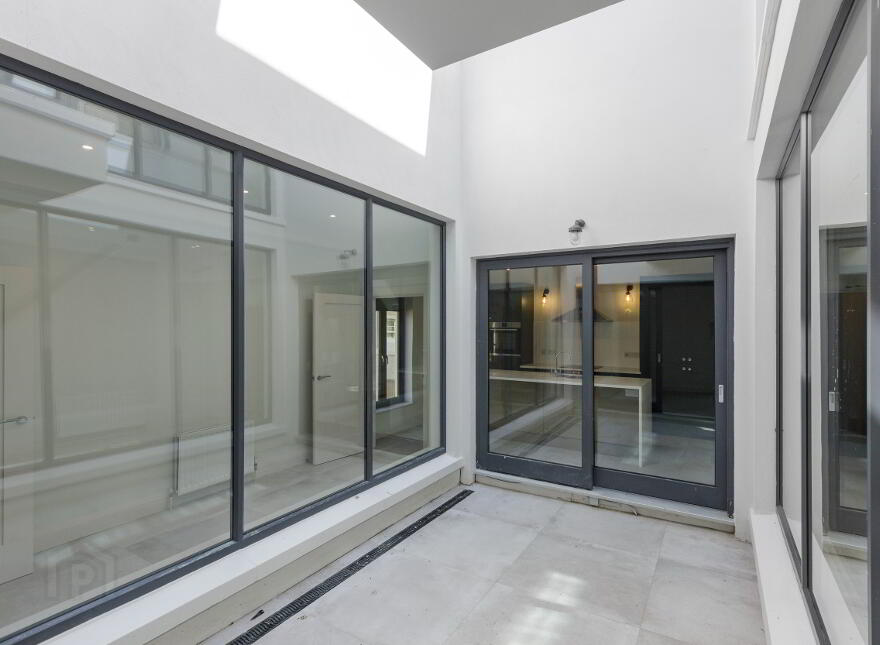 The Courtyard Mews, Crosby House, College Avenue, Bangor