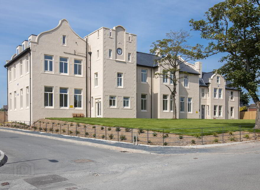 Apartment 6, Crosby House, College Avenue, Bangor