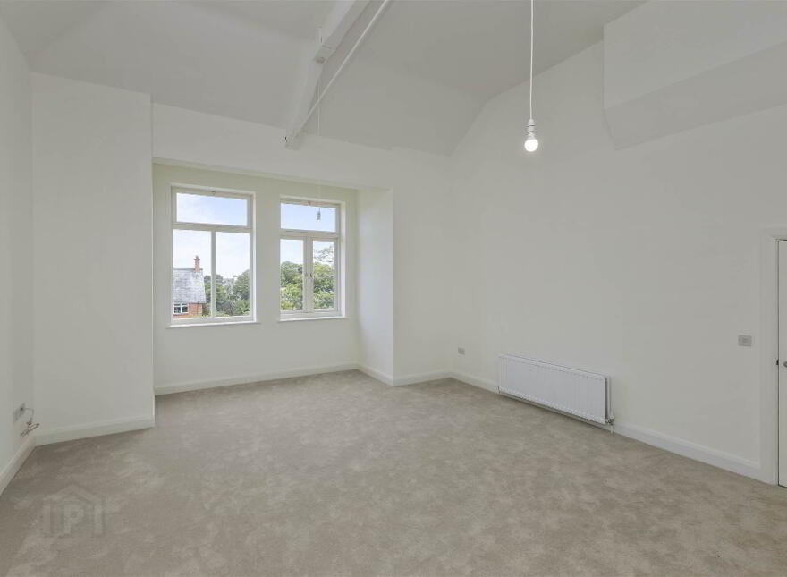 Apartment 6, Crosby House, College Avenue, Bangor