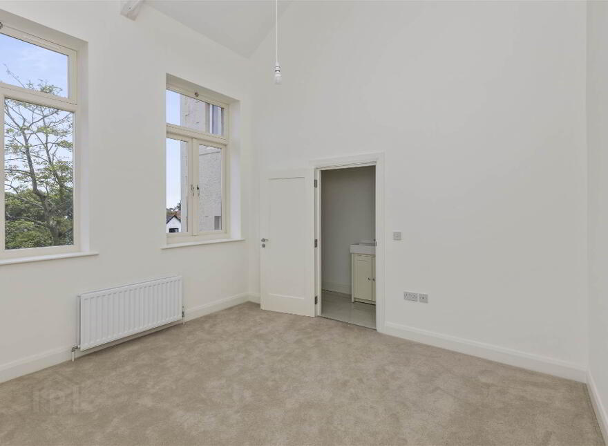 Apartment 6, Crosby House, College Avenue, Bangor