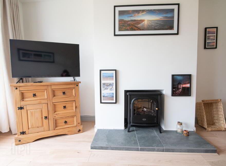 22 Dunsuivinish Avenue, Portstewart, BT55 7EP