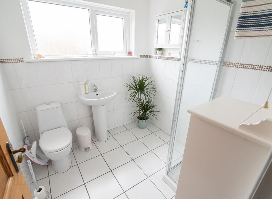 22 Dunsuivinish Avenue, Portstewart, BT55 7EP
