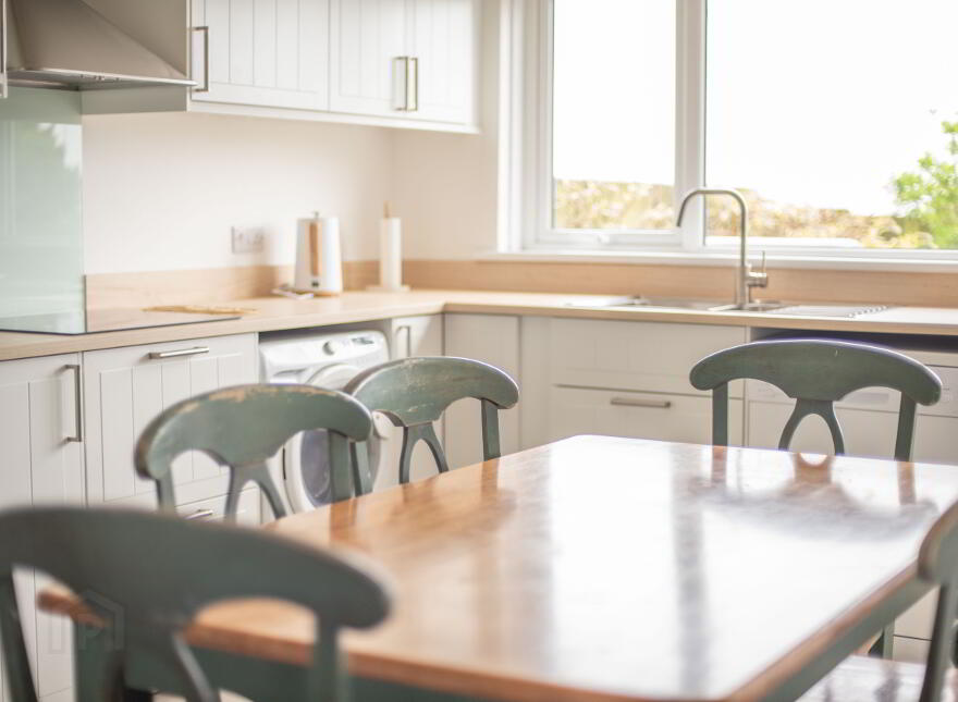 22 Dunsuivinish Avenue, Portstewart, BT55 7EP