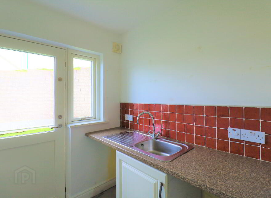11 Carrick Brae, Burren, Warrenpoint, BT34 3TH