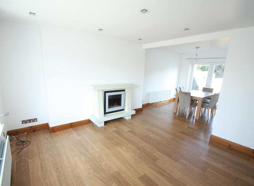 32 Moyra Crescent, Saintfield, BT24 7AG