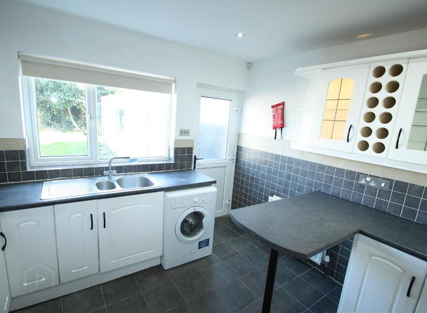 32 Moyra Crescent, Saintfield, BT24 7AG