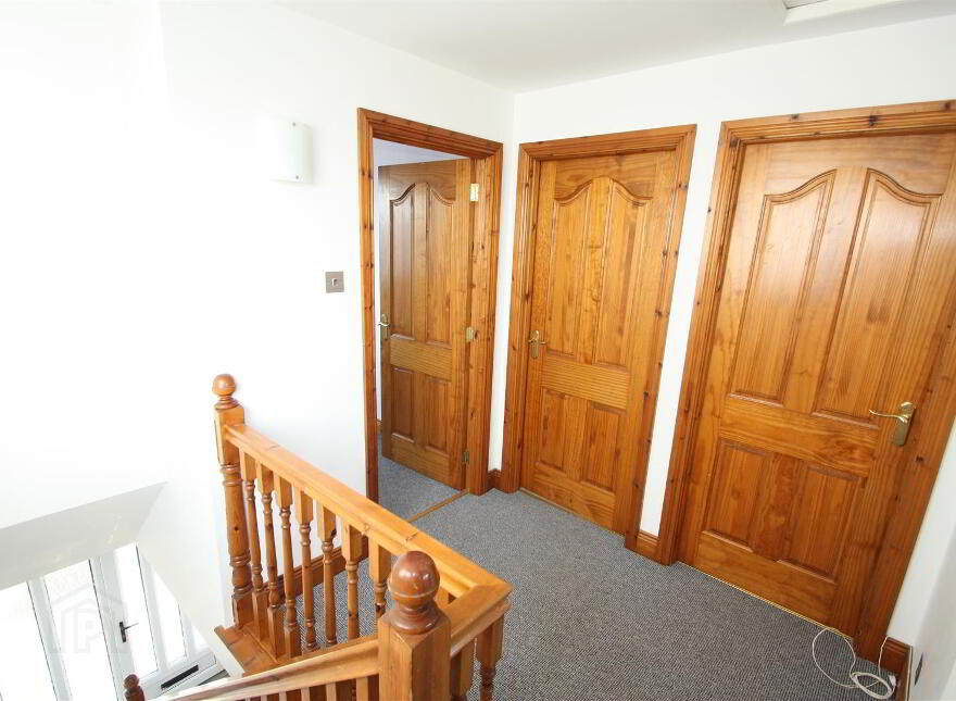 32 Moyra Crescent, Saintfield, BT24 7AG