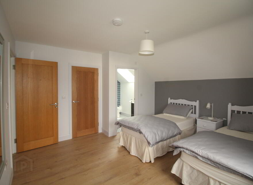 1 Paddock, Kilcrohane