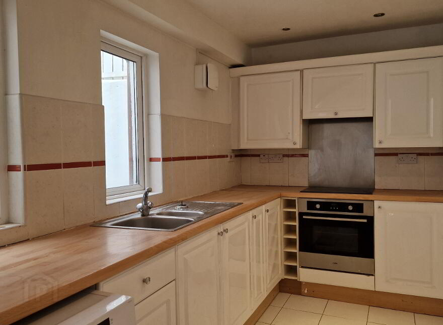 9 Wynford Street, Belfast, BT5 5DD