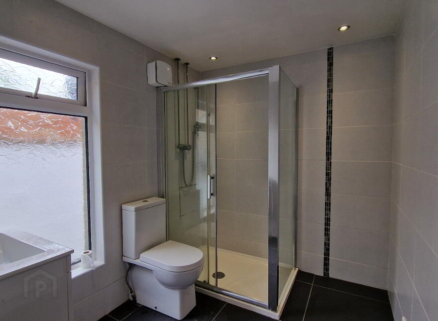 9 Wynford Street, Belfast, BT5 5DD