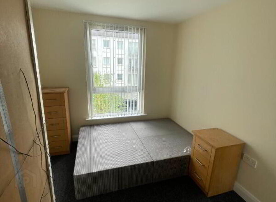 8 Campbell Building, Ross's Mill, Belfast, BT13 2QQ