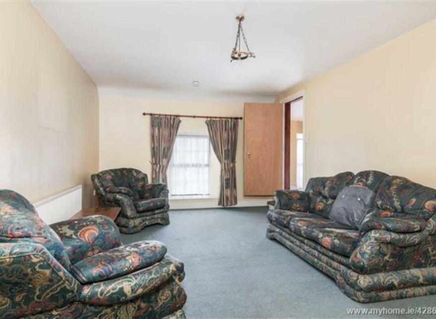 Granard Street, Ballyjamesduff, A82D732