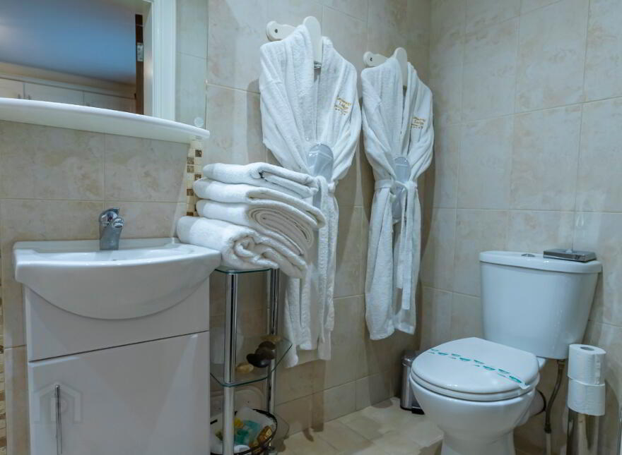Causeway Lodge, 52 Moycraig Road, Bushmills Portballintrae, BT57 8TB