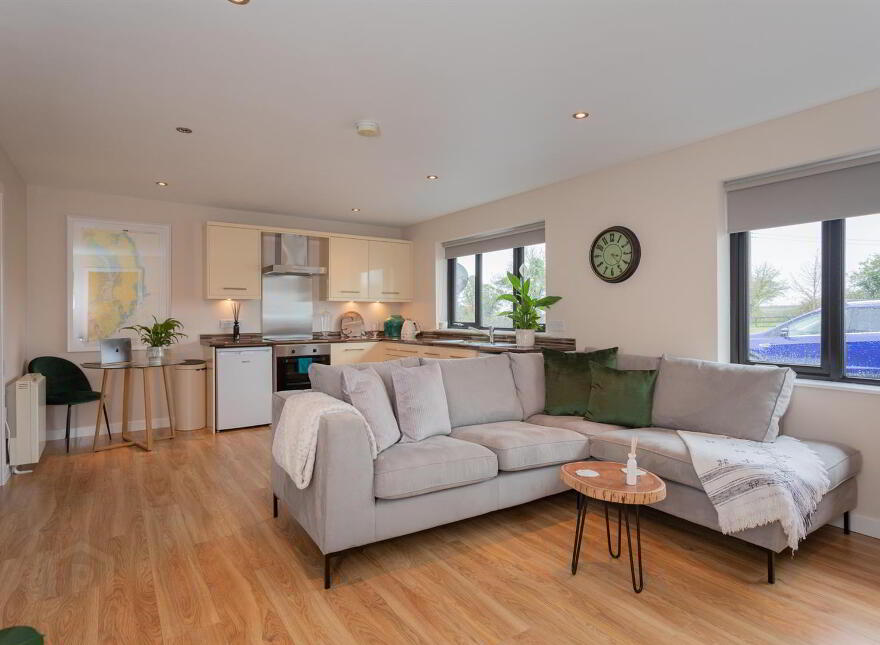 16 Waddells Hill, Comber, BT23 5WJ