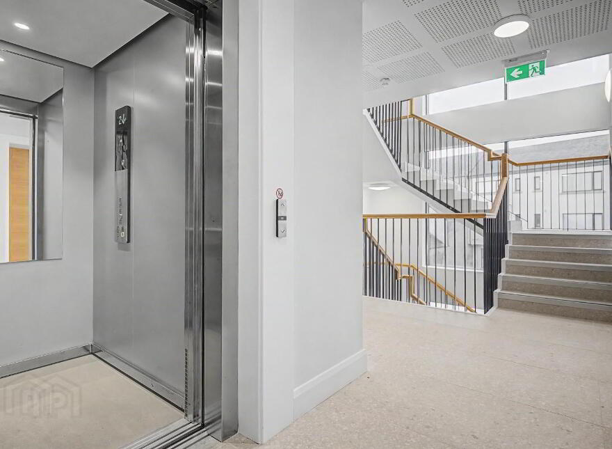 Second Floor, The Rock, Sea Road, Castlerock