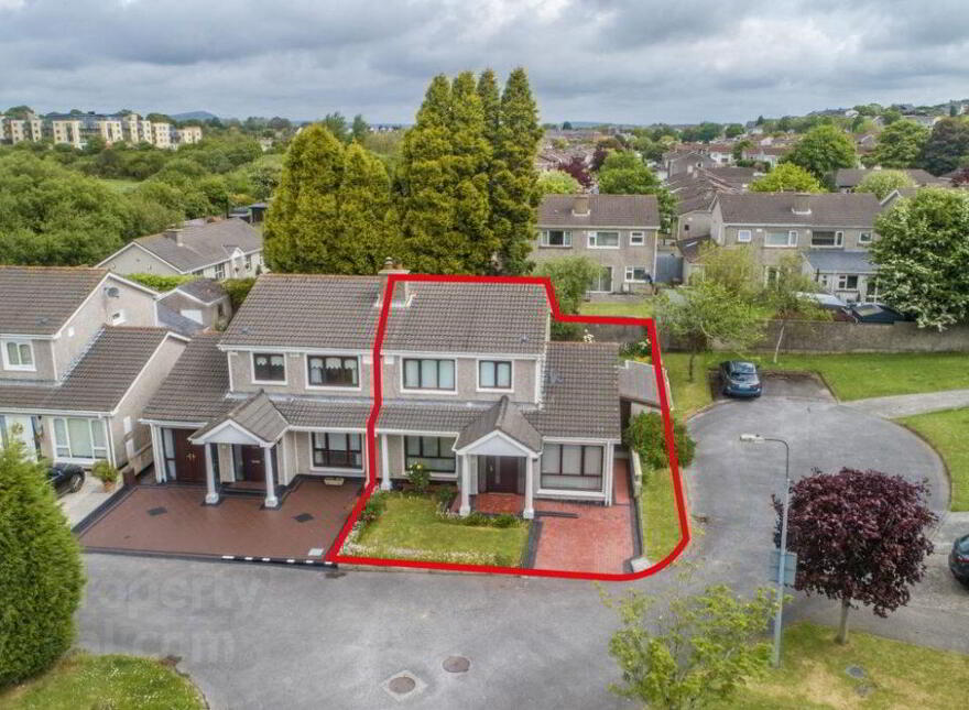 16 Greenbank, Ashley Court, Waterford City photo