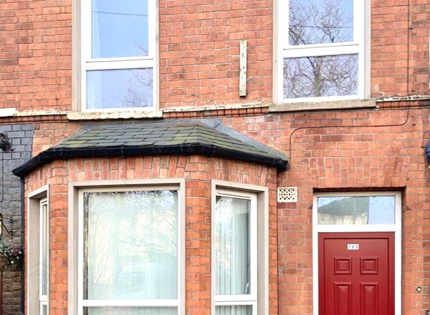 Duncairn Gardens, Room 3, All Bills Included, Belfast, BT15 2GN