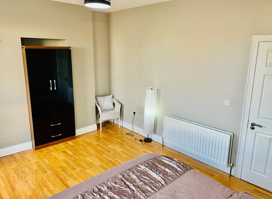 Duncairn Gardens, Room 3, All Bills Included, Belfast, BT15 2GN