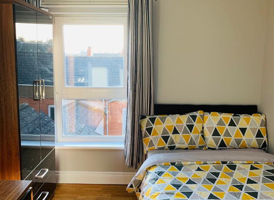 Duncairn Gardens, Room 4, All Bills Included, Belfast, BT15 2GN