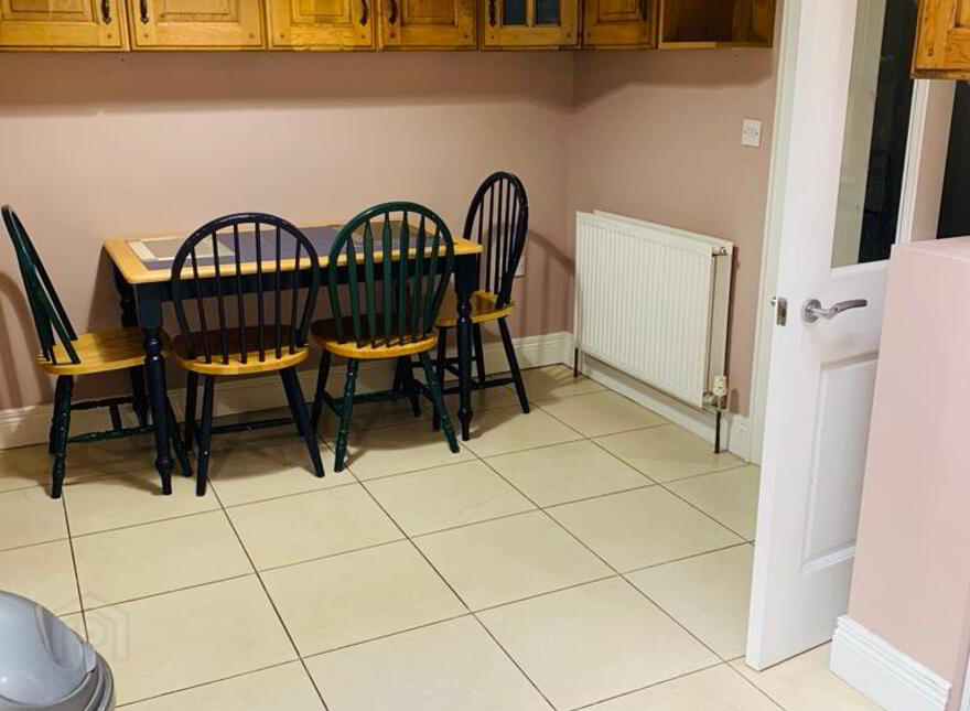 Duncairn Gardens, Room 5, Belfast, BT15 2GN