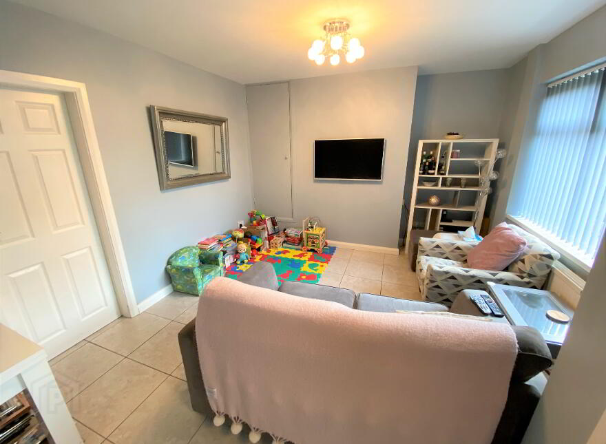 33 Whitehall Parade, Ormeau Road, Belfast, BT7 3GX