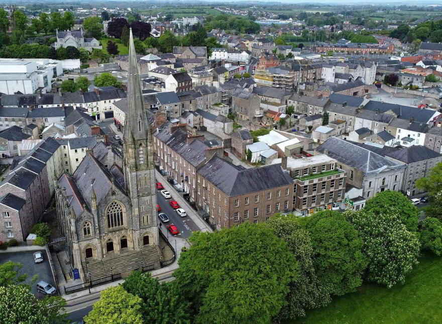 1 Development / Refurbishment Opportunity, And 2 Gos, 22 Russell Street...Armagh, BT61 9AR
