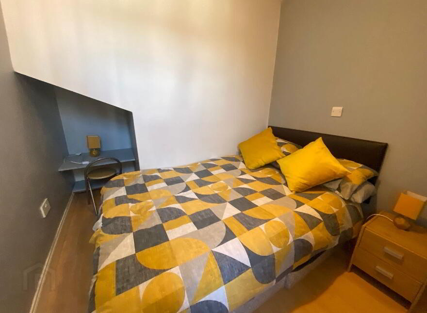 Wolseley Street, Room 2, & Room 1, All Utility Bills Included, Belfast, BT7 1LG