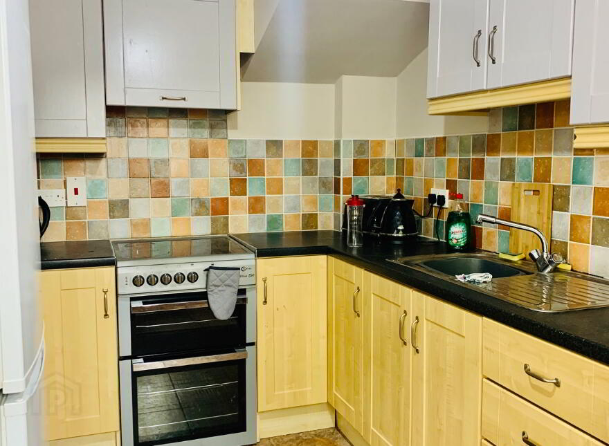 Wolseley Street, Room 4, All Bills Included, Belfast, BT7 1LG