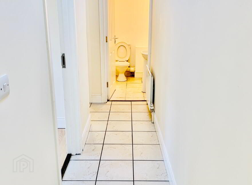 Wolseley Street, Room 4, All Bills Included, Belfast, BT7 1LG