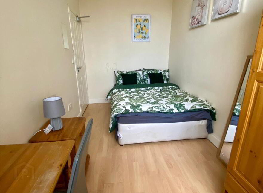 Wolseley Street, Room 5, All Bills Included, Belfast, BT7 1LG