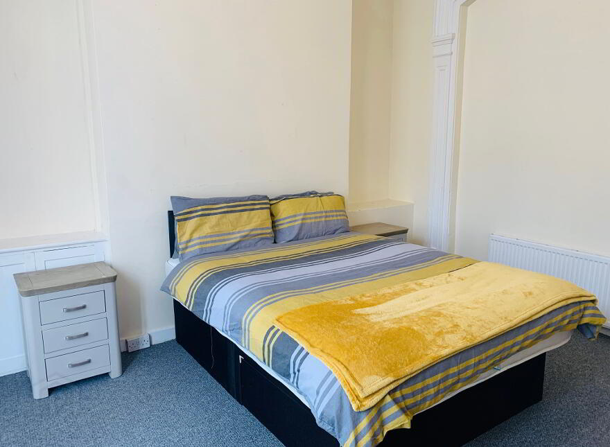 Camden Street, Room 1, All Bills Included, Belfast, BT9 6AU