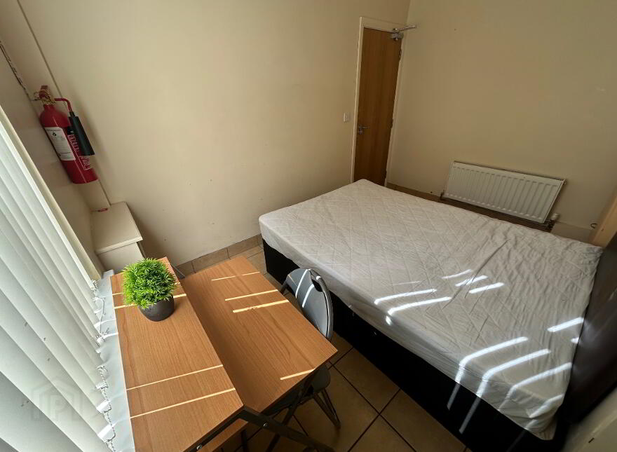 Balfour Avenue, Room 1, All Bills Included, Belfast, BT7 2FH