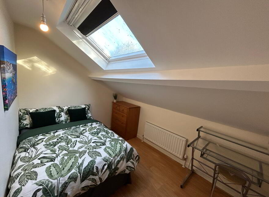 Balfour Avenue, Room 5, All Bills Included, Belfast, BT7 2EX